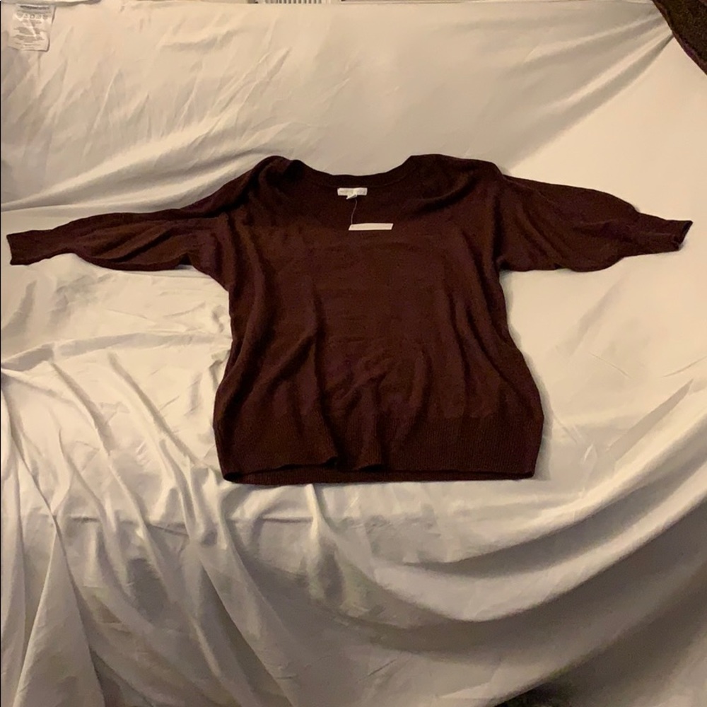Mid sleeve Sweater